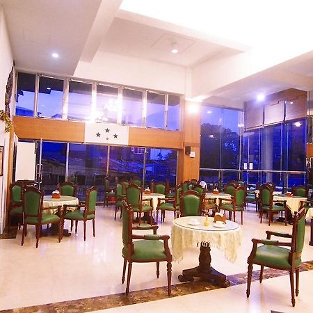 Jing Ai Hotel Luodong Eksteriør billede