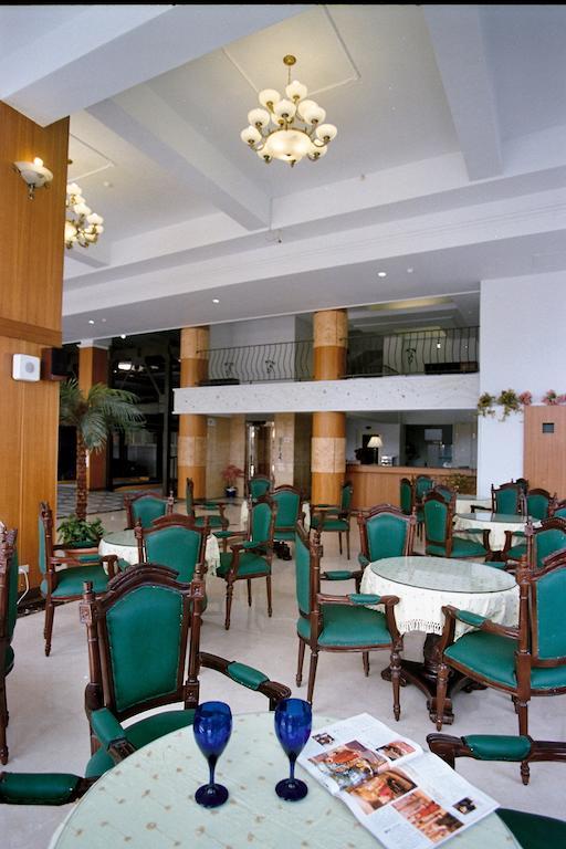 Jing Ai Hotel Luodong Eksteriør billede
